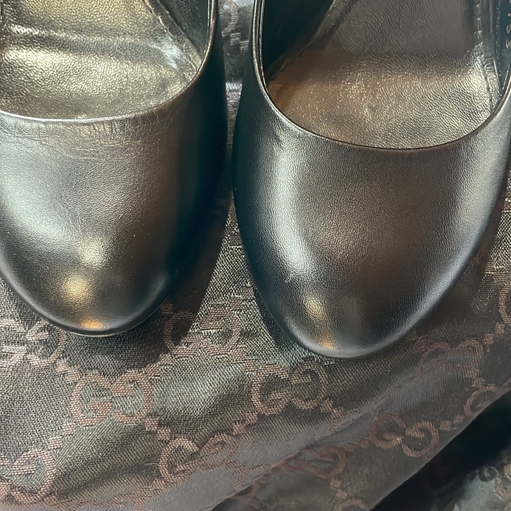 Authentic Louis Vuitton Black Heels EU 38 - Picture 7 of 12